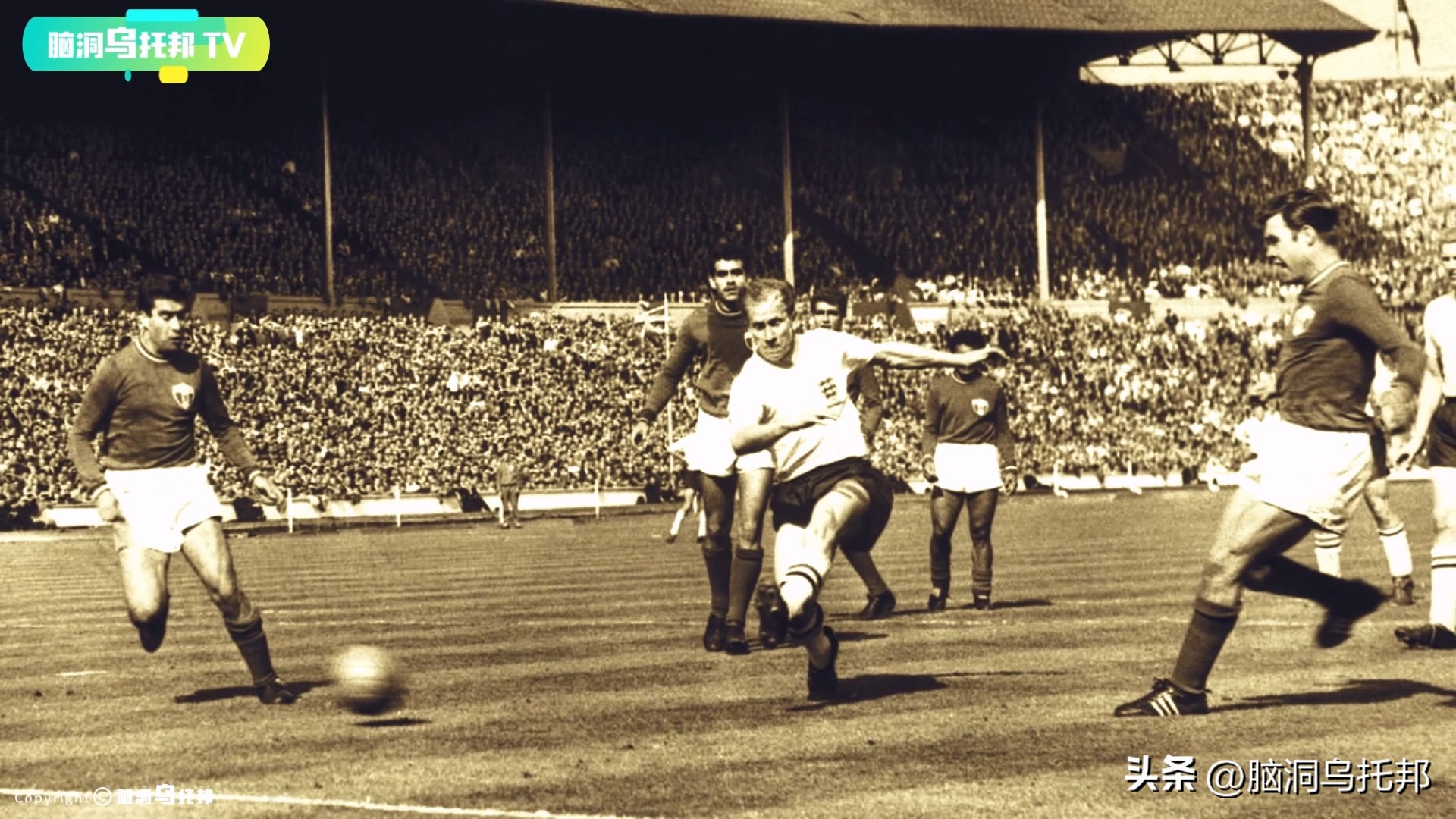 到底是什么实验让爱因斯坦质疑了,有什么实验证明这个世界是假的