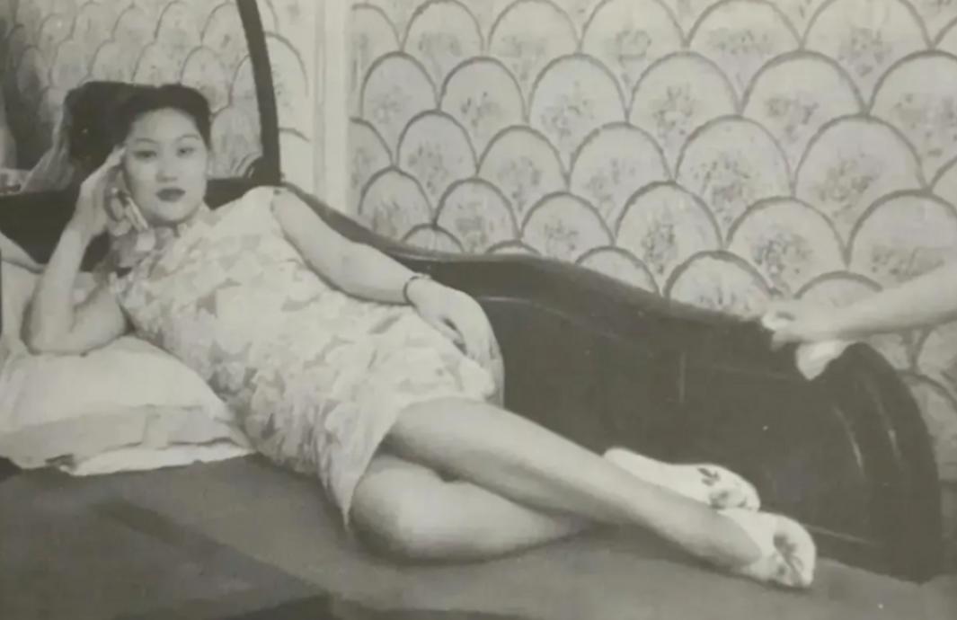 民国*女妓**的真实回忆：不怕打骂，就怕“杨梅大疮”，无药可解