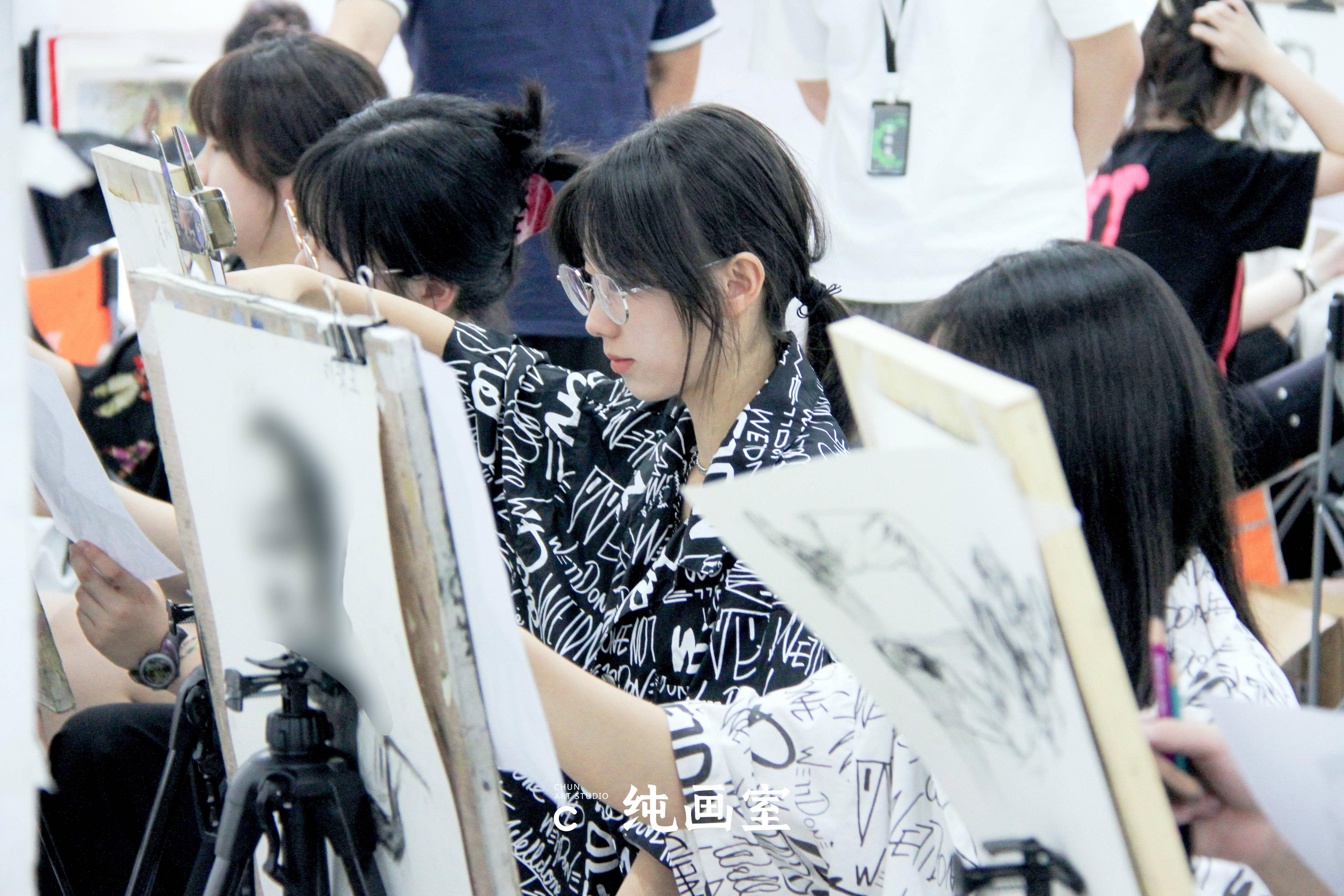 杭州画室前十名排行榜,杭州画室暑假班学生素描作品欣赏