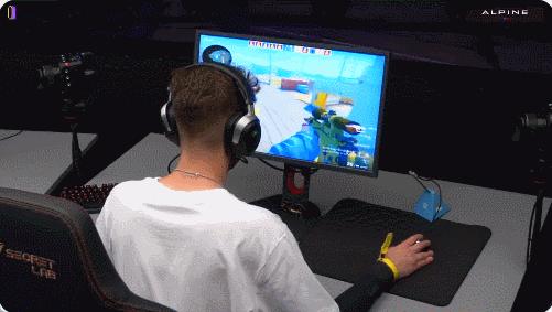 vitality巴黎夺冠球星卡,阿杜major五冠