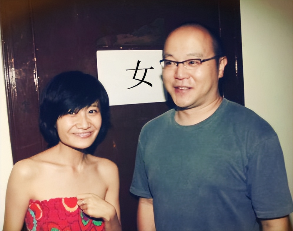 王菲谢霆锋现在婚姻近况咋样,李亚鹏王菲谢霆锋近况