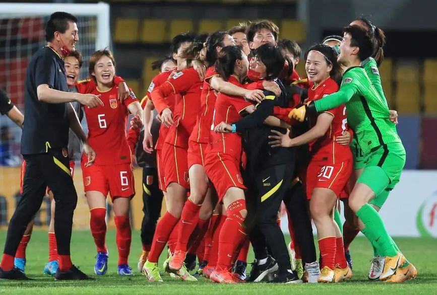 从冠军到冠军,水庆霞回忆亚洲杯决赛0:2落后