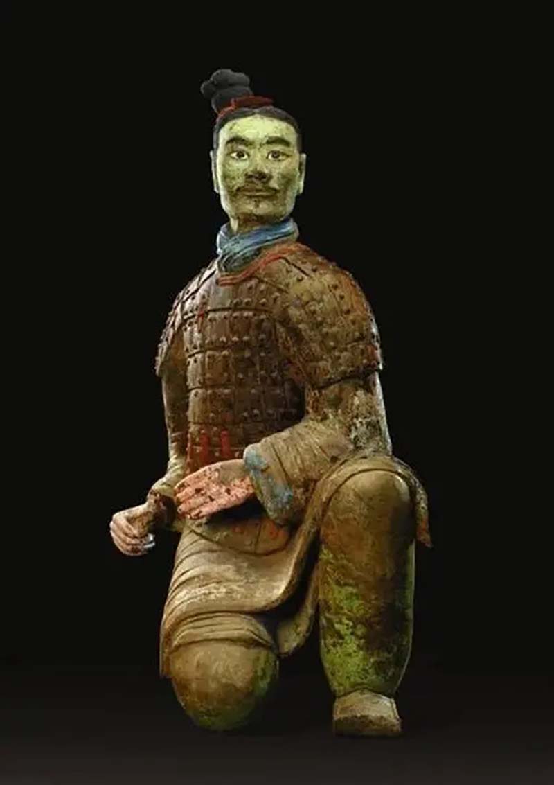 兵马俑中神秘的一张脸,兵马俑中最诡异的一张脸图片