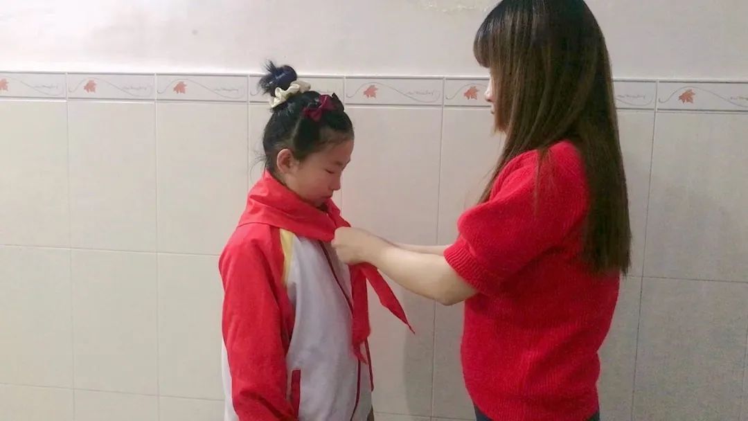 喜迎20大争做先进少先队员,喜迎二十大争做新时代好队员