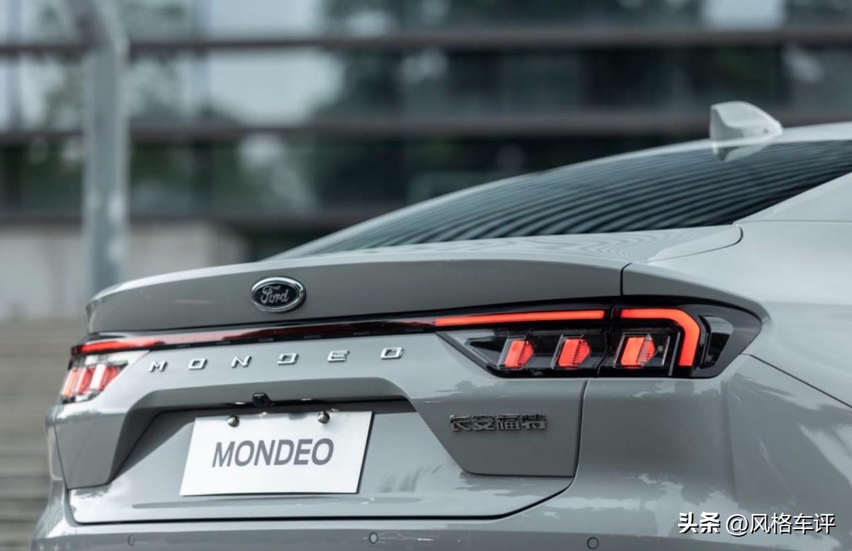 新蒙迪欧2021款1.5时尚版试驾视频,蒙迪欧2013款1.5t180时尚型试驾