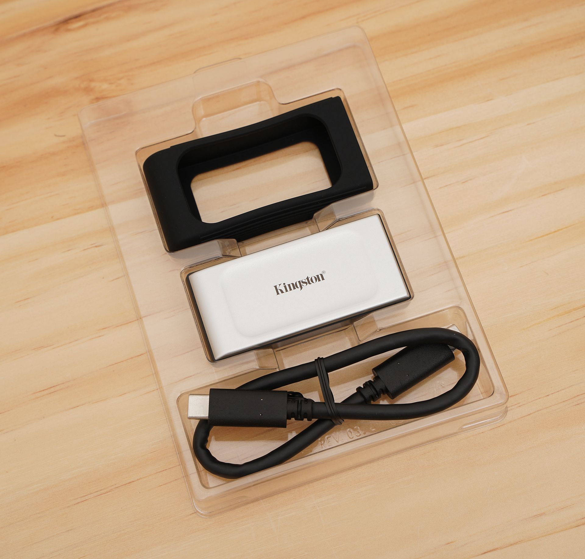 金士顿sx2000,金士顿官方xs2000移动固态硬盘