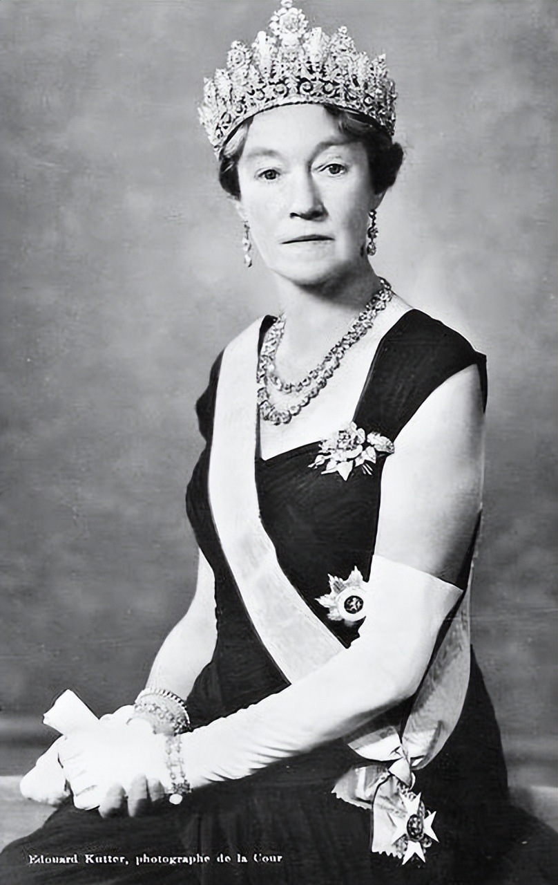 卢森堡王室珠宝,卢森堡王室王冠和珠宝