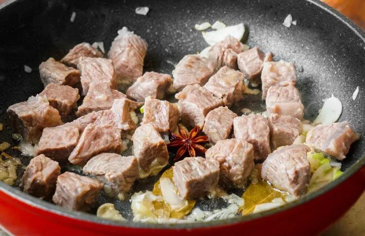 中老年人每天吃多少高蛋白合适,老人多食高蛋白食物好吗