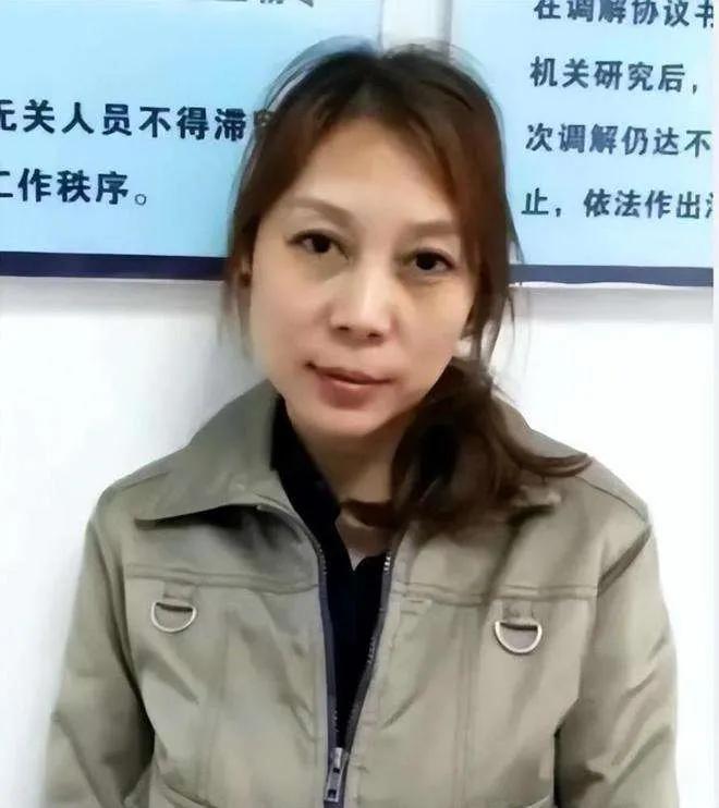 劳荣枝称遭胁迫,劳荣枝否认被指控罪名