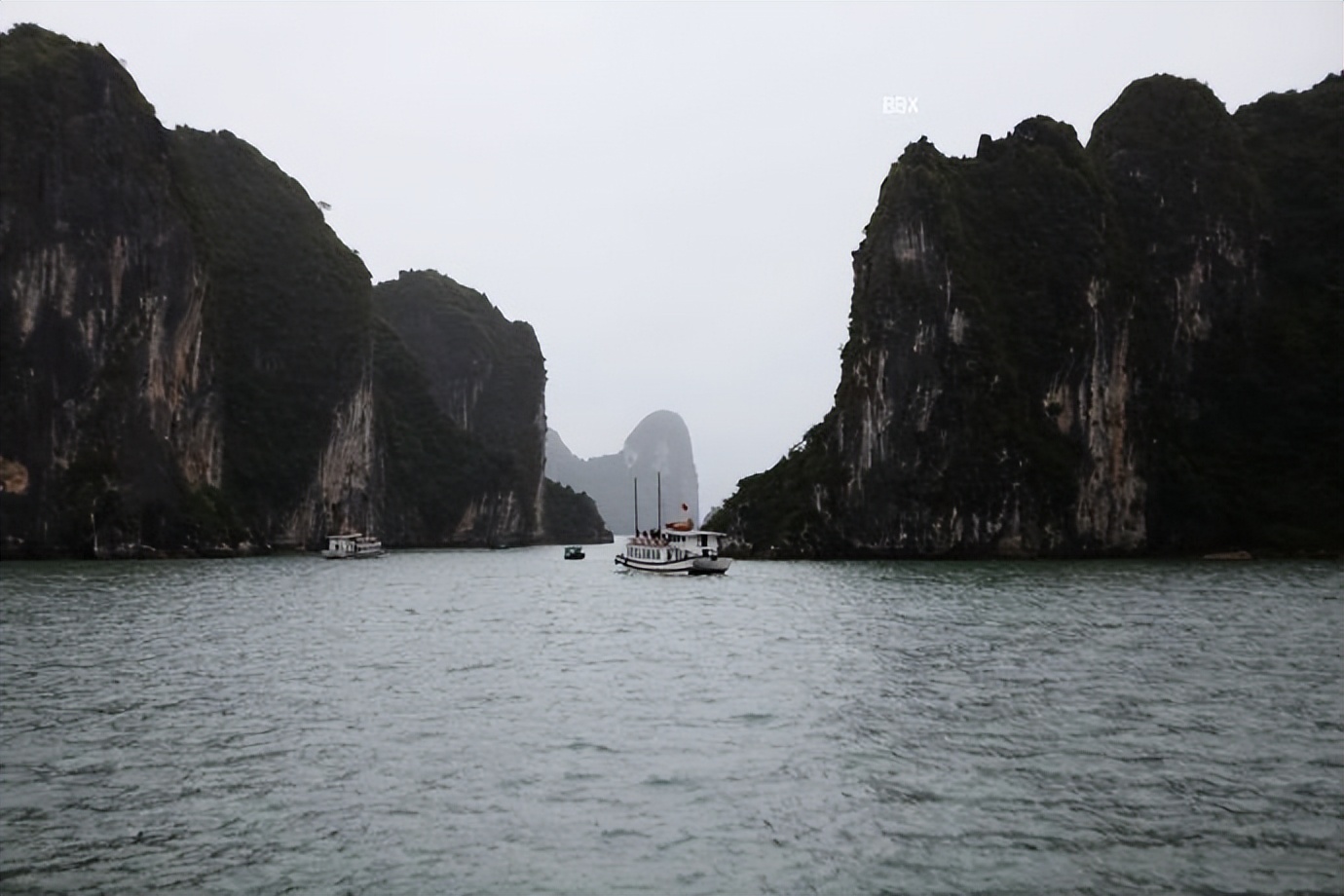 越南下龙，我在船上买海鲜