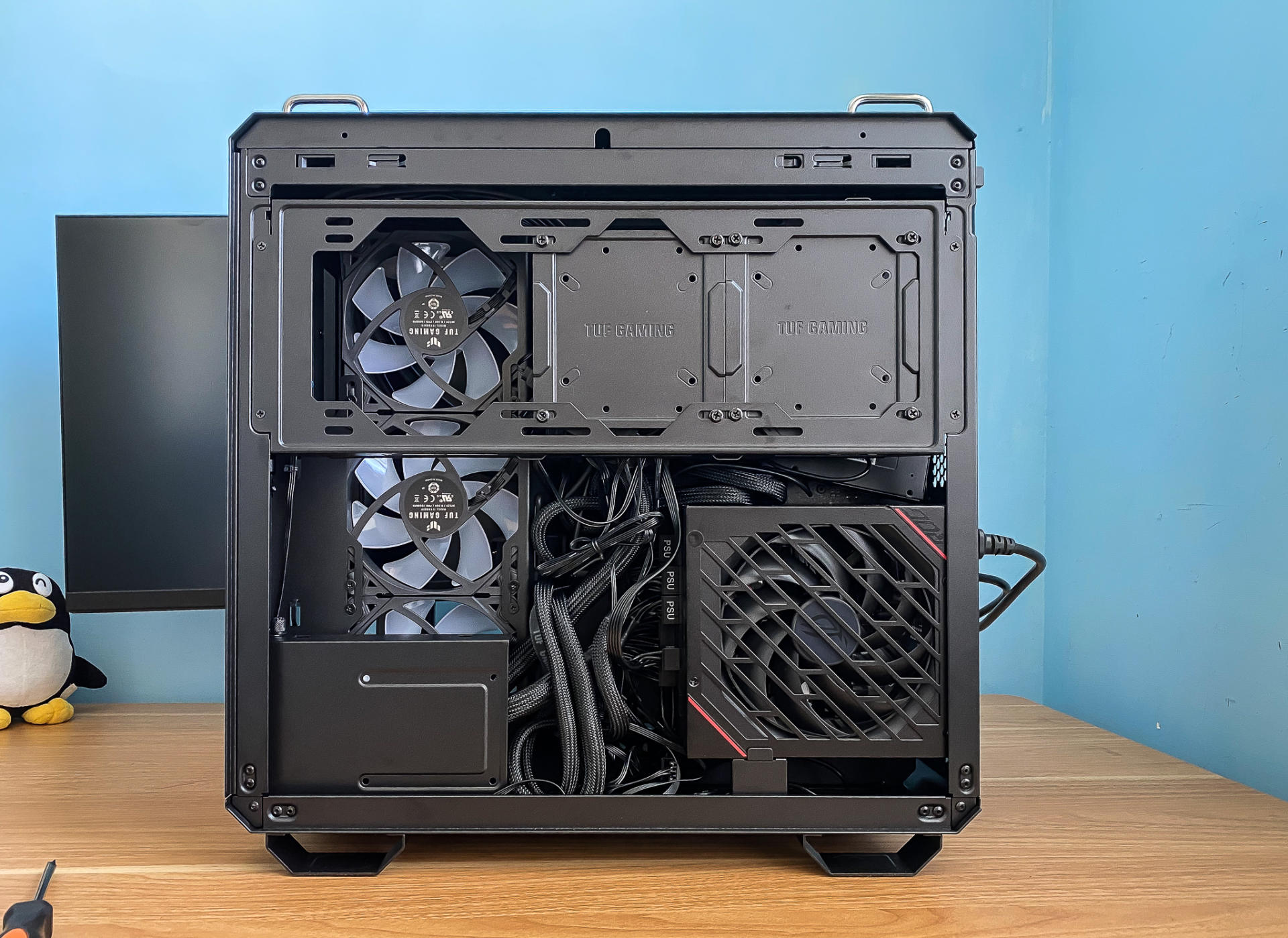 华硕tuf502机箱评测,tuf502弹药库风道布置教程