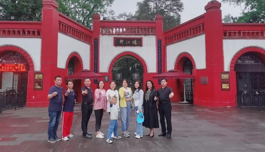 清大华商emba商学院,清大华商总裁班价目表