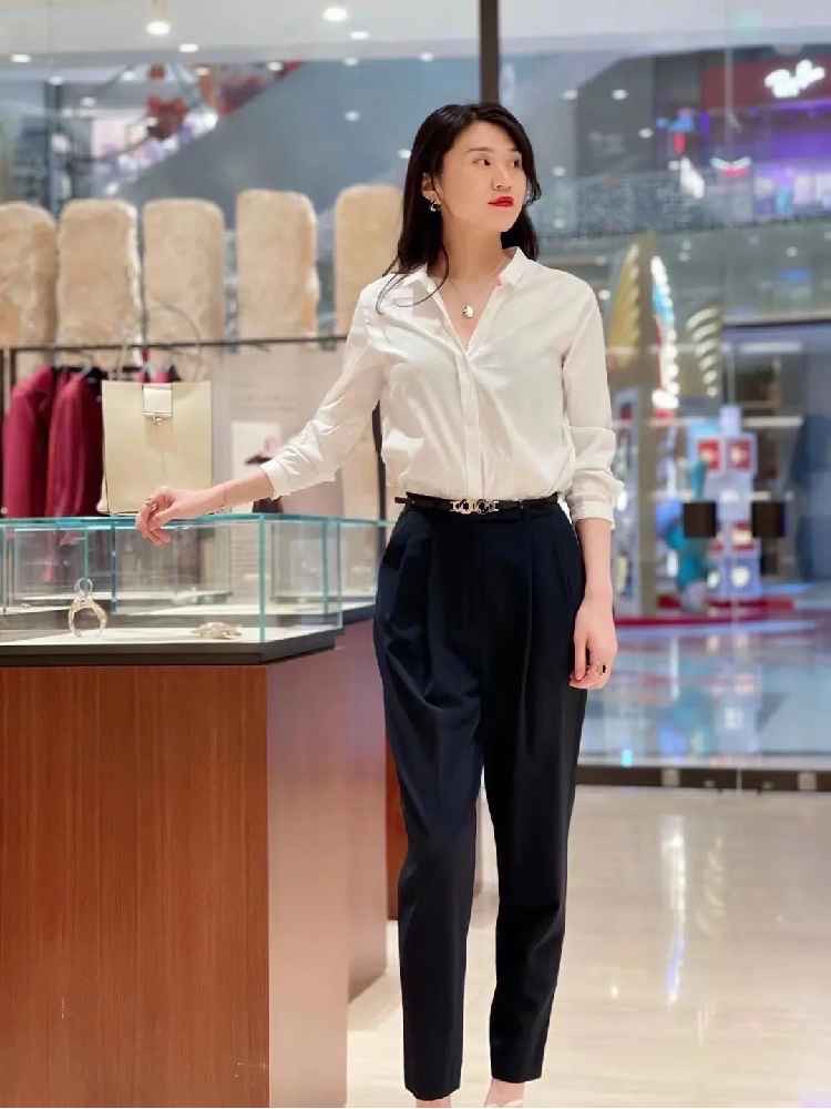 夏天过了一半，我才想起压箱底的这3条“夏裤”！百搭又显腿细