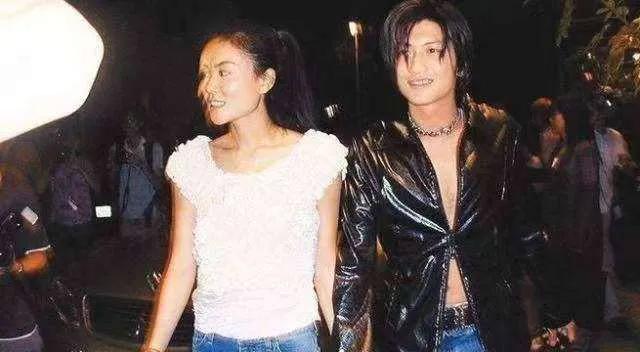 王菲和谢霆锋近日的消息,王菲与谢霆锋爱情故事