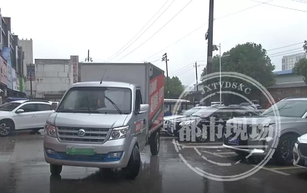 南昌男子求职被套路买车,江西南昌一男子找工作被骗买车