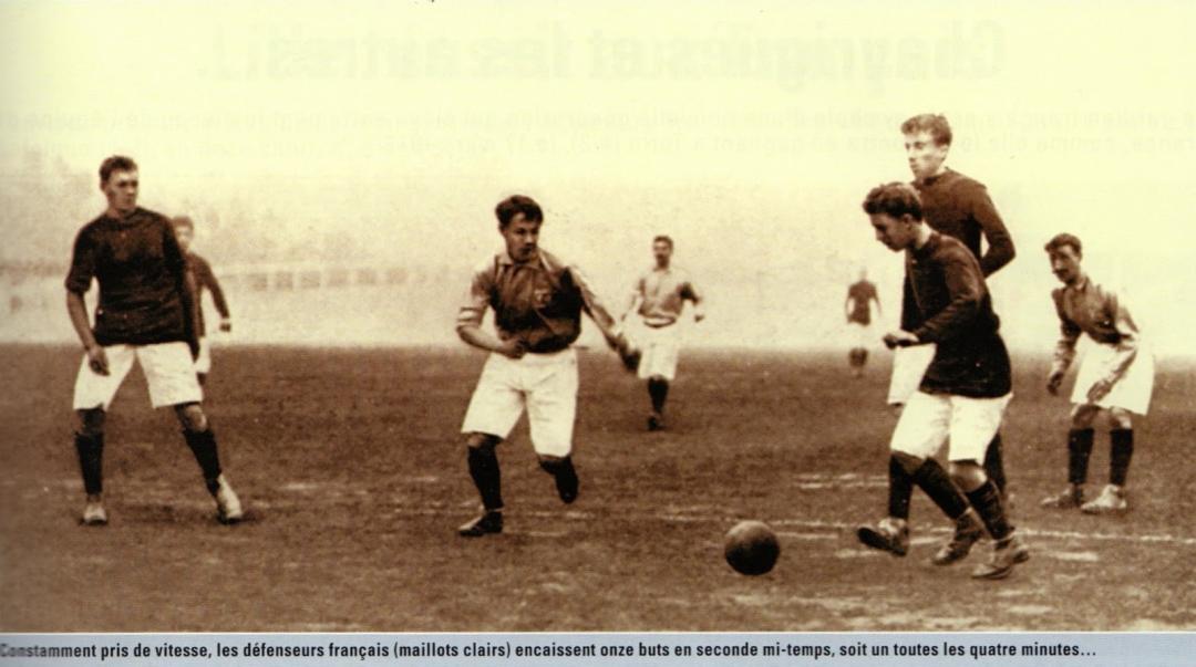 诺贝尔足球运动员,和爱因斯坦论战的是谁