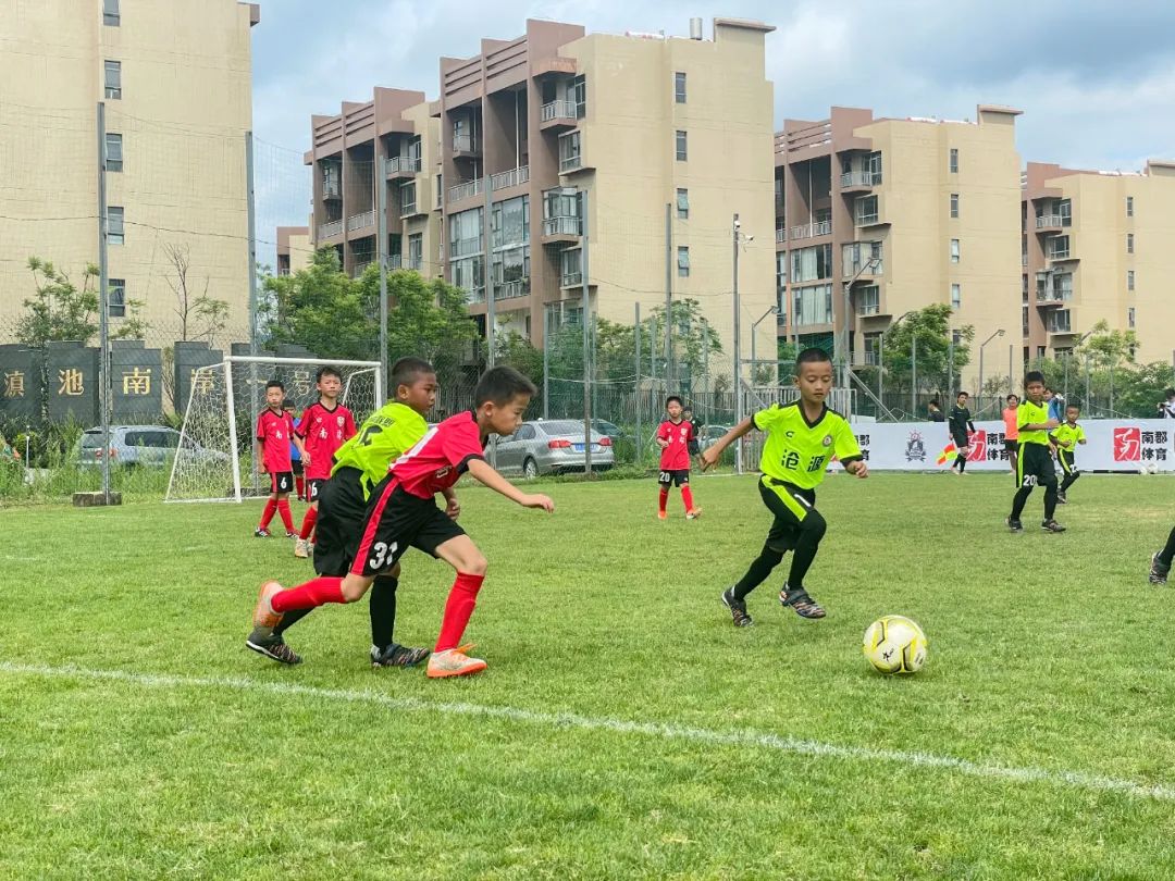 佤山足球少年,佤山少年足球队