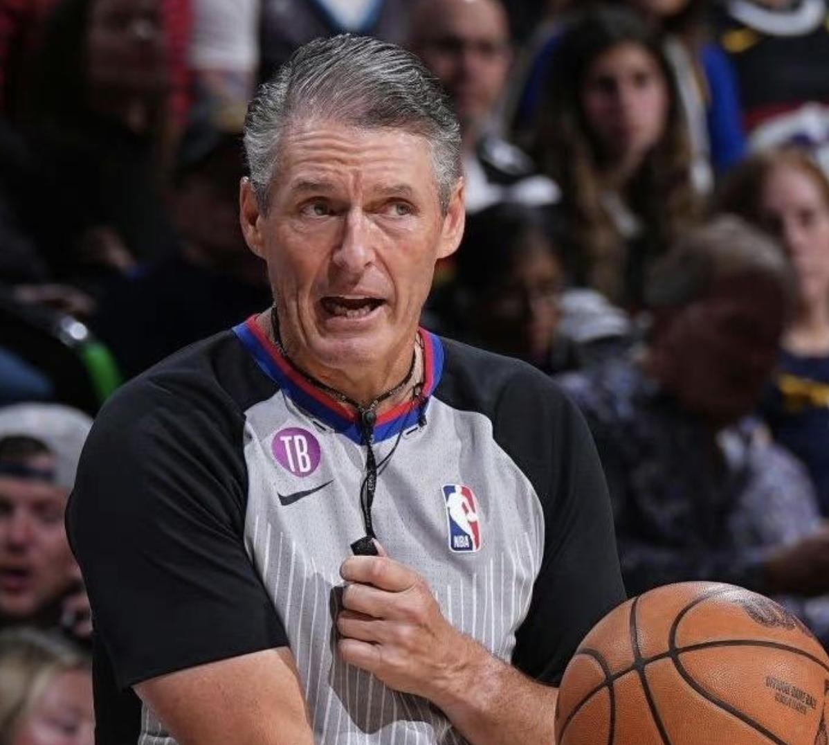 nba肖华大发雷霆,肖华nba发言