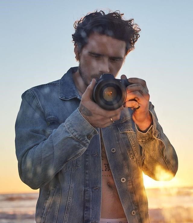 贝克汉姆小七三个孩子,贝克汉姆三个儿子颜值分析