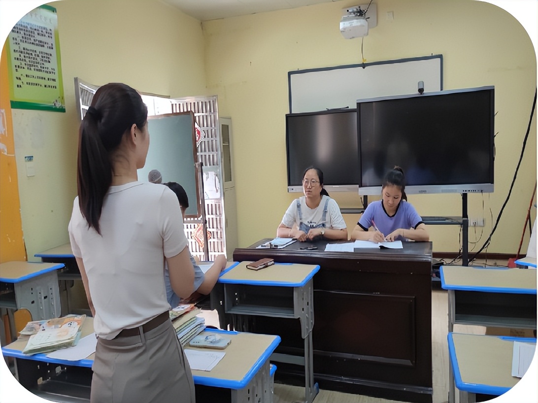 南康赤土民族小学,南康区赤土民族中心小学六年级