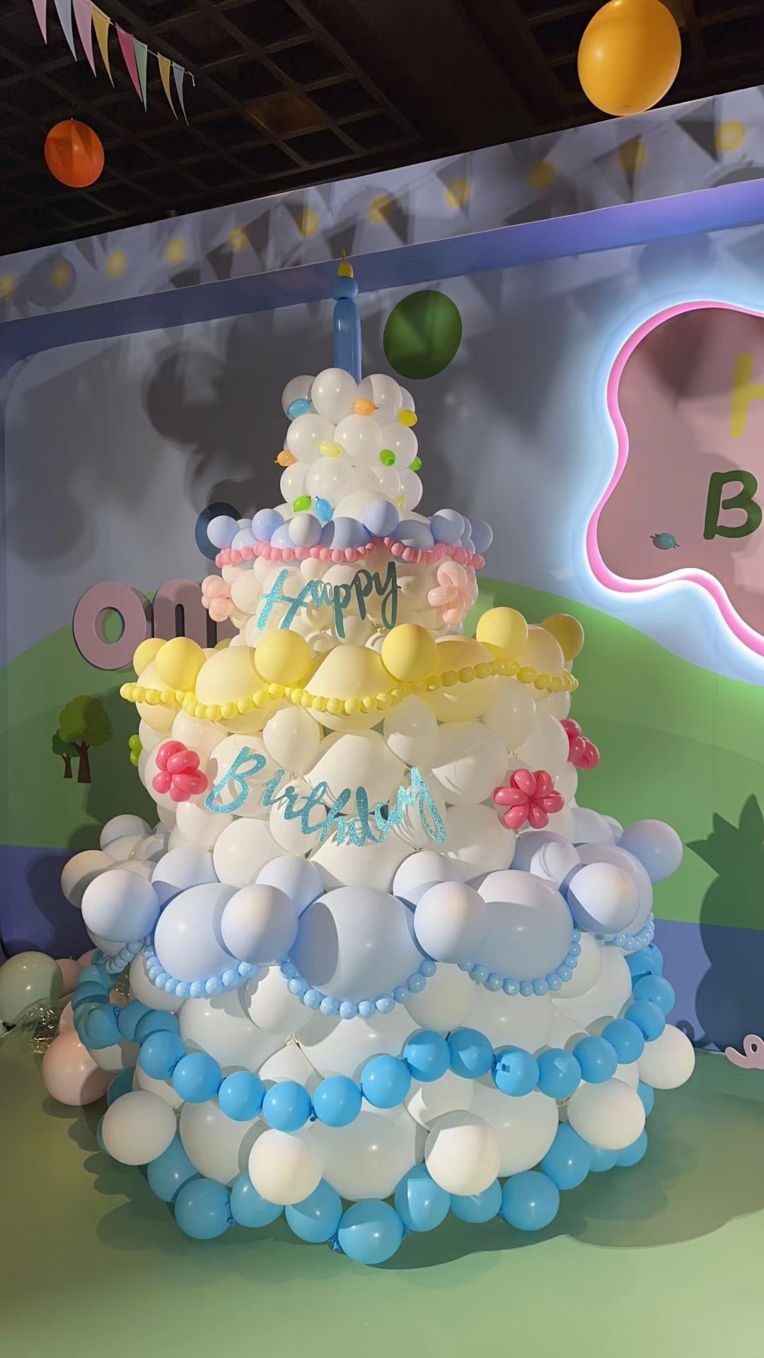 向佐郭碧婷儿子周岁宴,向佐与郭碧婷甜蜜合照