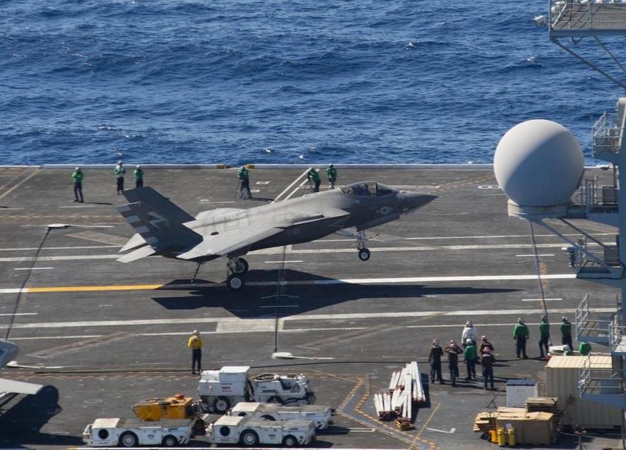 伯克3和055驱逐舰哪个厉害,美国阿利伯克3和中国055比较