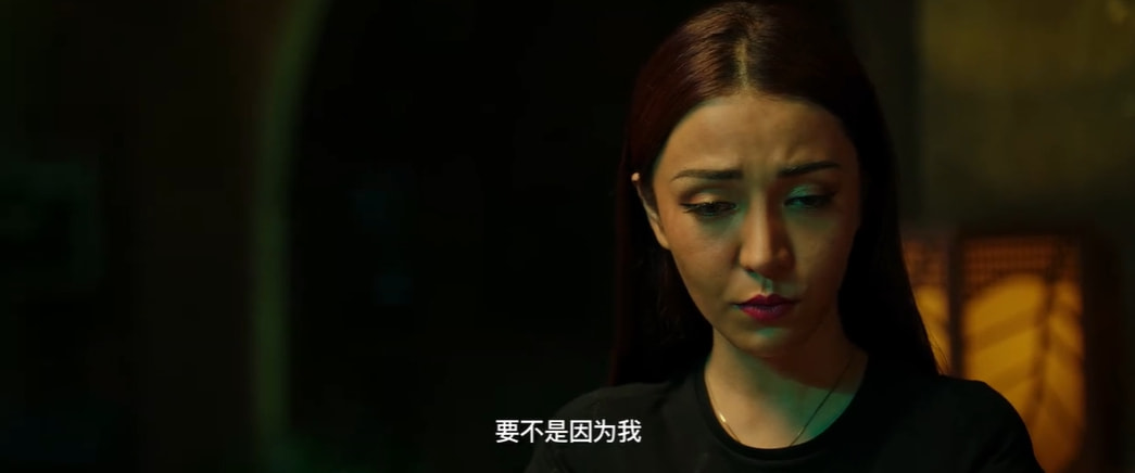 这部网大上线就热度第一,口碑却两极分化,堪称低配《拆弹专家》