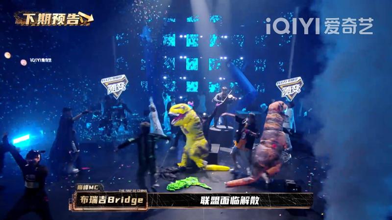 两首歌+选四个人能水一个小时？