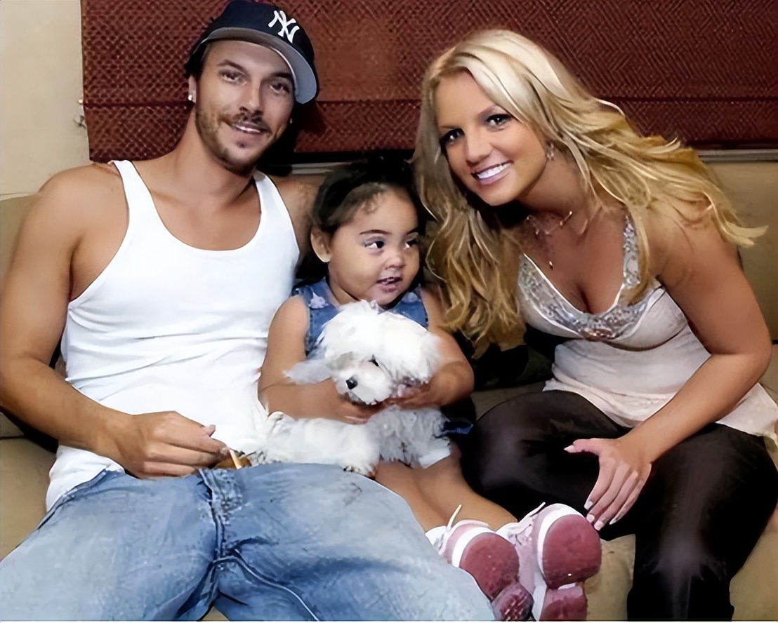 被父亲奴役13年的“小甜甜”,体内被放节育器,不让她见自己孩子