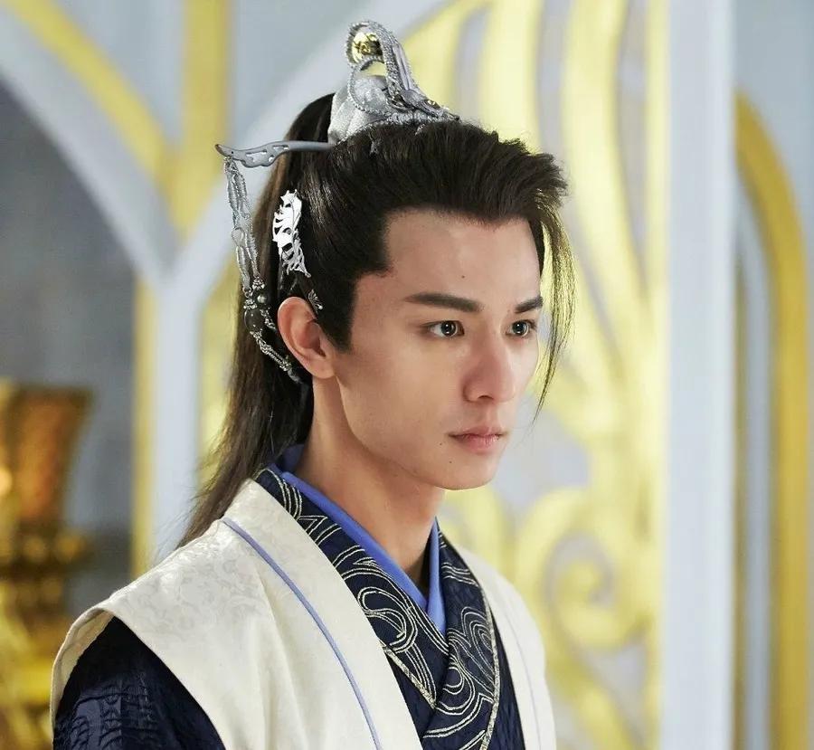 刘畅当模特的图片,刘畅模特主演的电视片段