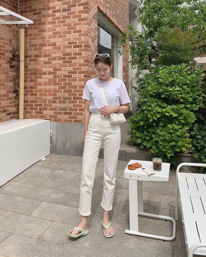 夏季韩版时尚潮流平底凉鞋,25款适合不同女人韩国凉鞋