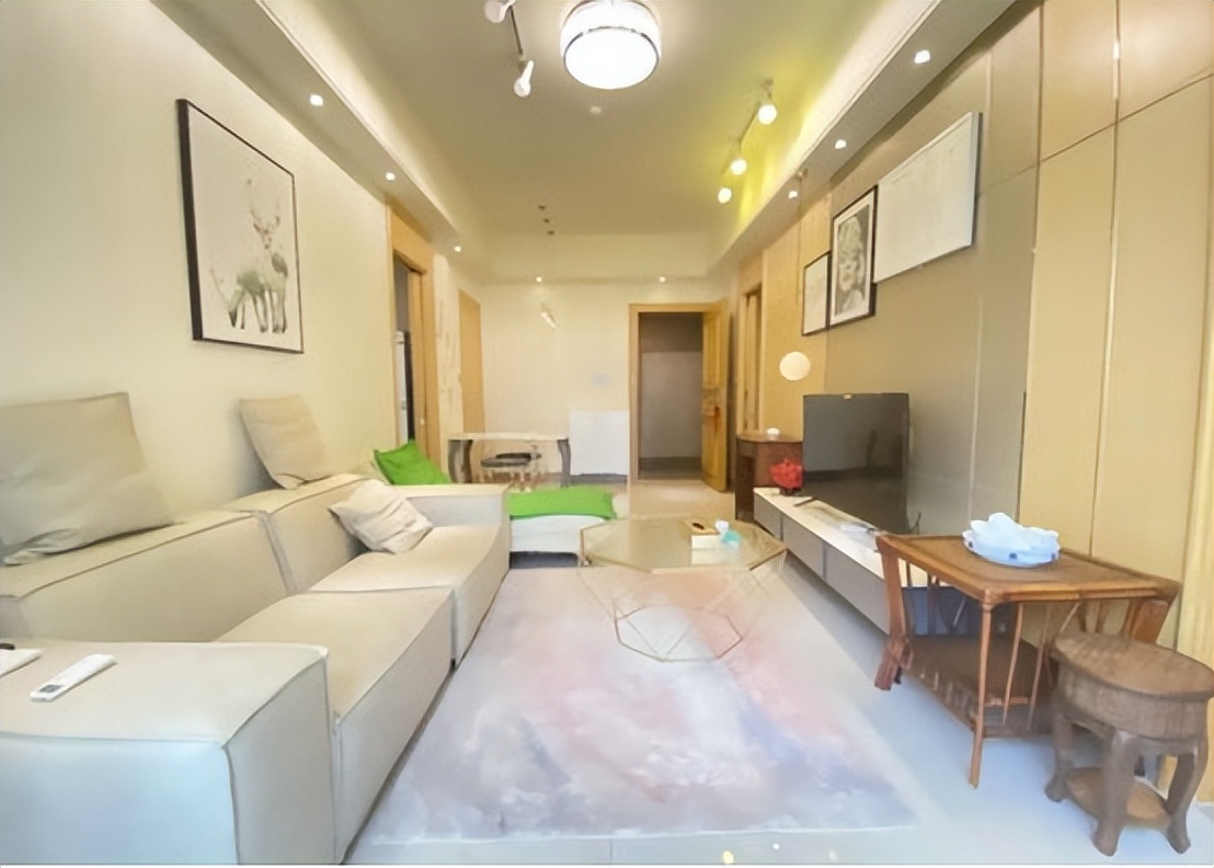 一个汉堡多少钱美国,在美国买一个巨无霸汉堡多少钱