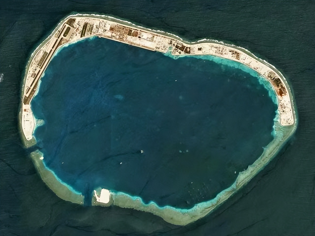 南海造岛工程美济岛,中国南海造岛美济岛图片