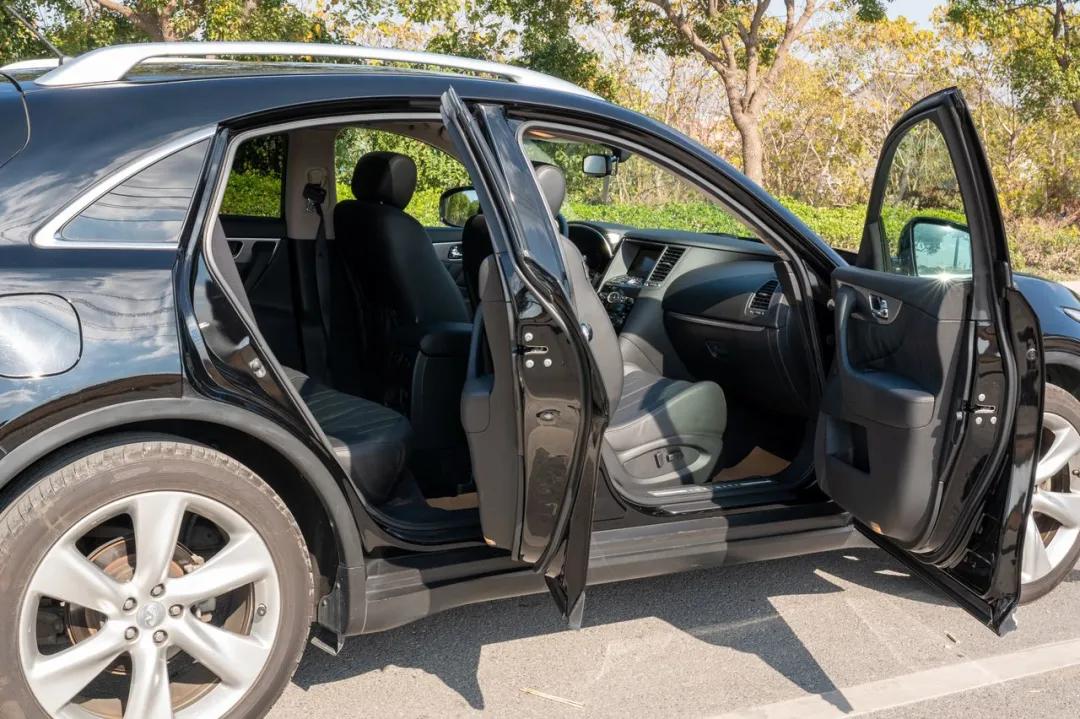 最新到店12款英菲尼迪fx35,买二手英菲尼迪fx35功能介绍