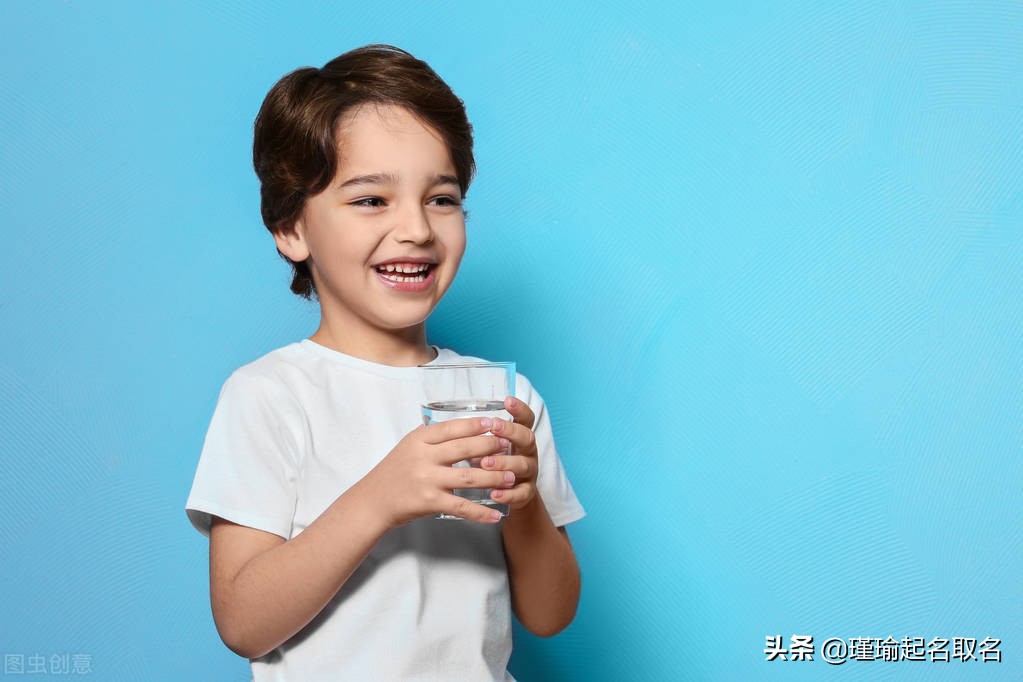 翰墨飘香,文采斐然的男孩名,一听就知道是饱读诗书的谦谦君子