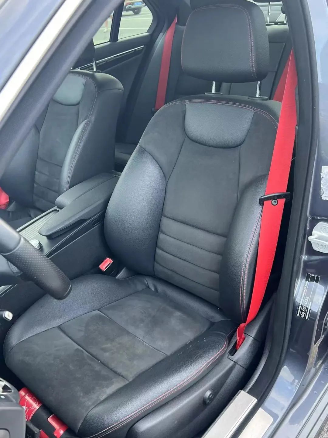 2015年的飞度新车落地多少钱,现在的全新飞度8万块就可以落地