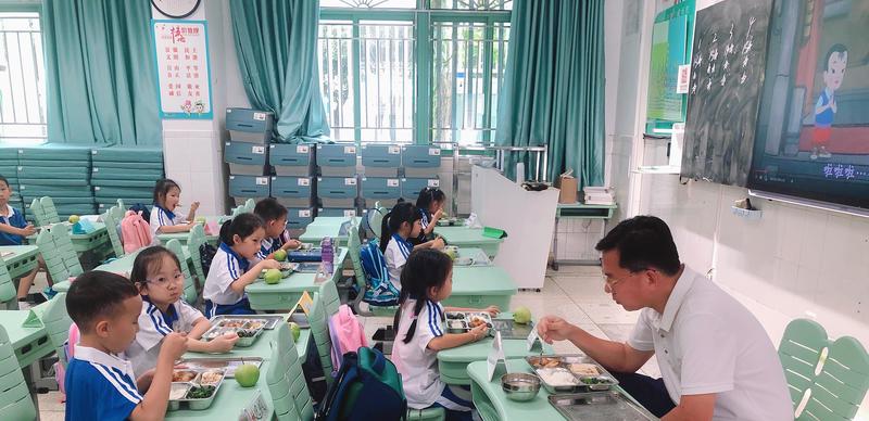 食堂自营成标配,多措并举推躺休:福田教育交出校内“民生工程”新答卷