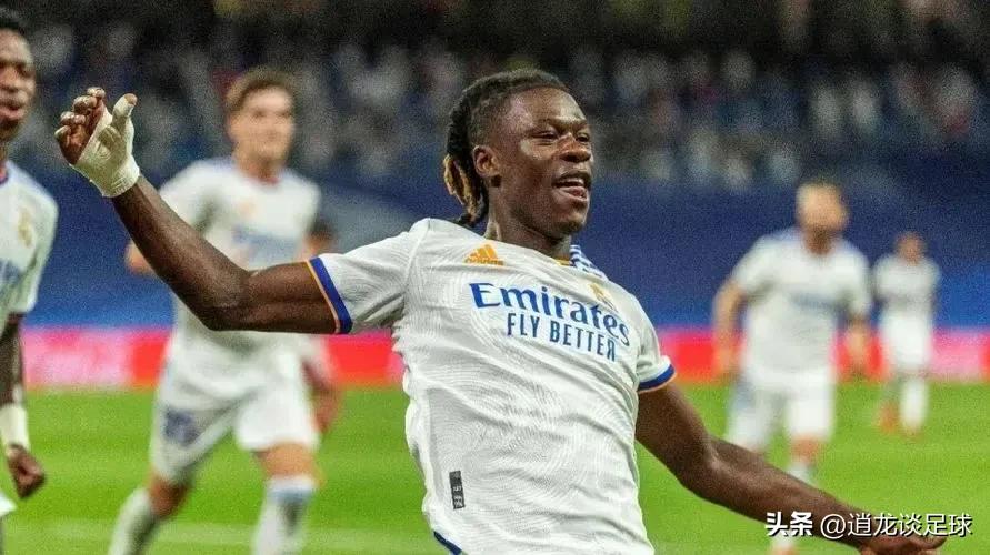 谁是史上最被高估的球员,现在世界上最好的中场球员是谁