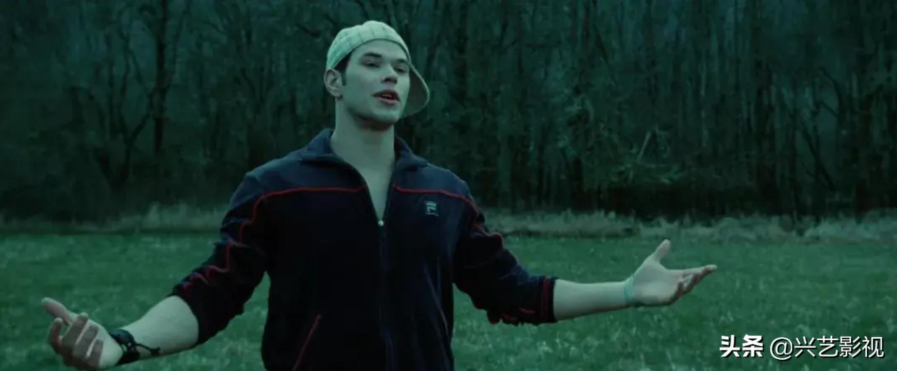 凯南·鲁兹暮光之城剧照,凯南鲁兹视频