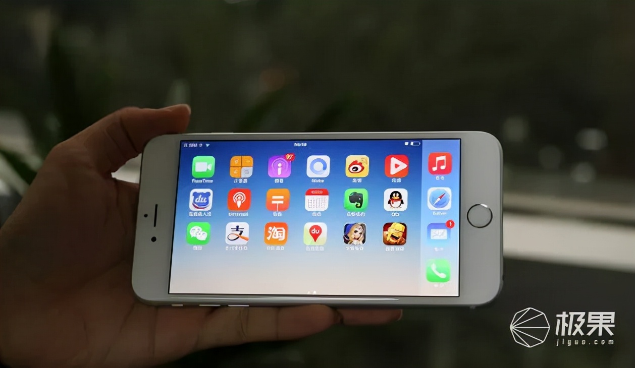 iphone6和iphonese一代,苹果iphone6s2023年还能再战几年