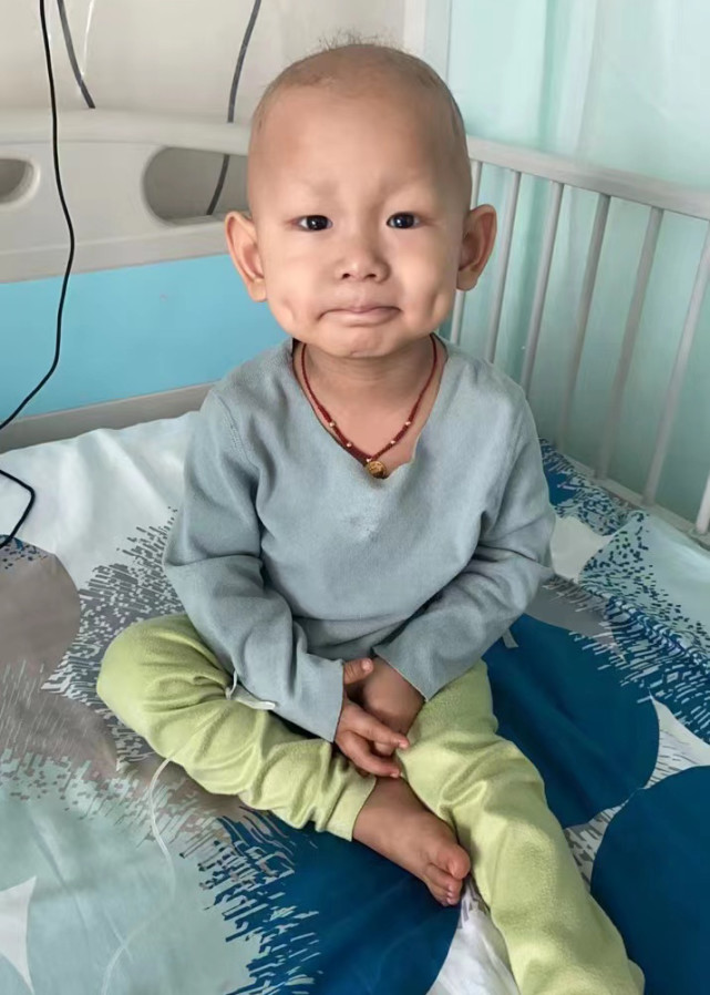 婴儿患癌离世,刚出生的婴儿患癌