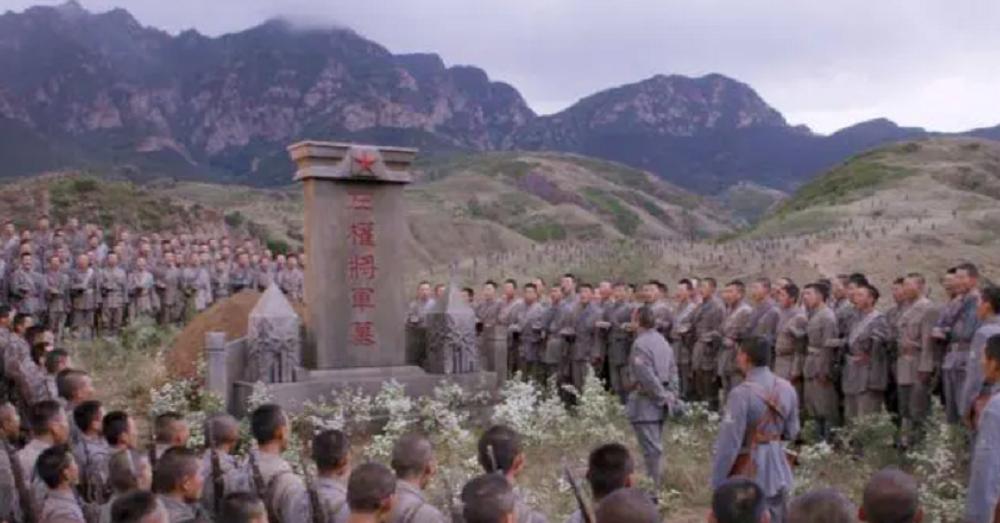 左权的影响力有多大？牺牲后毛主席为其特批一规矩，至今无人更改