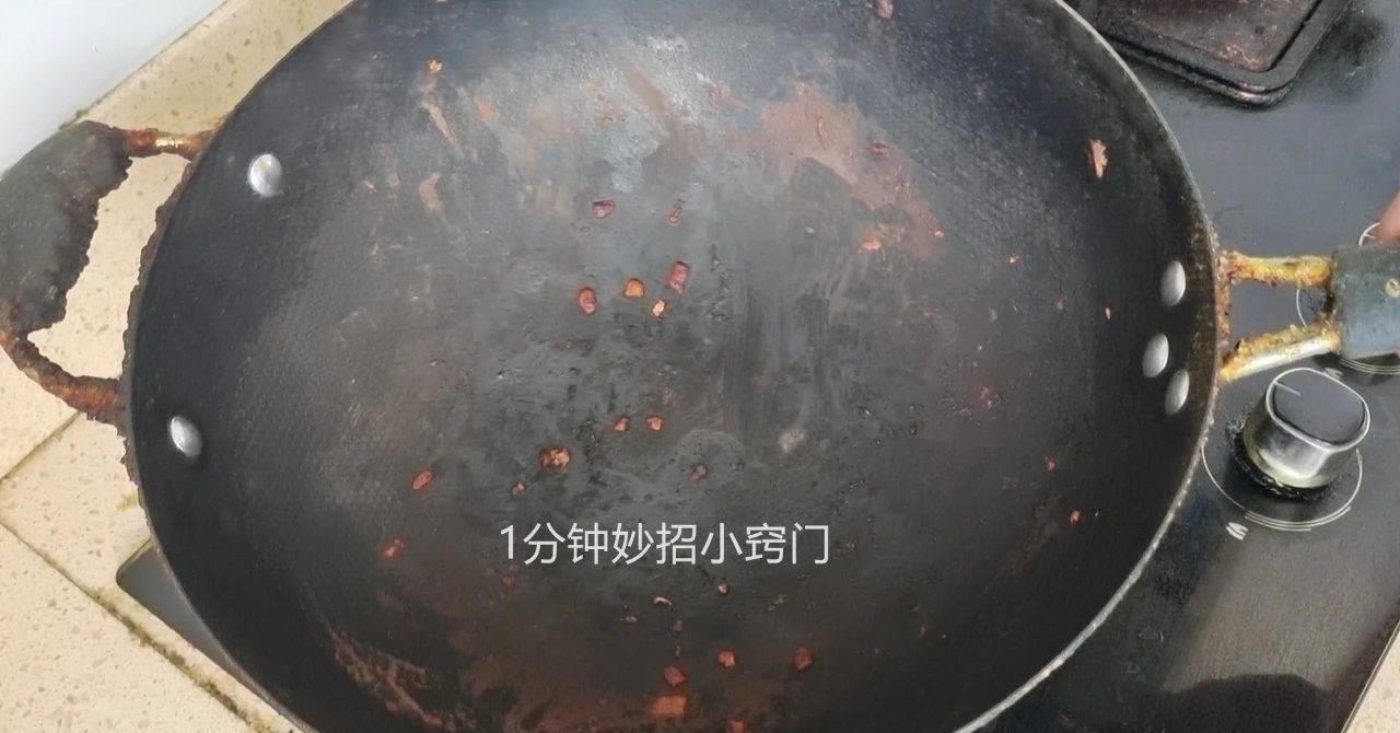 锅烧黑糊已经用钢丝球刷了怎么办,锅底烧糊了怎样去糊