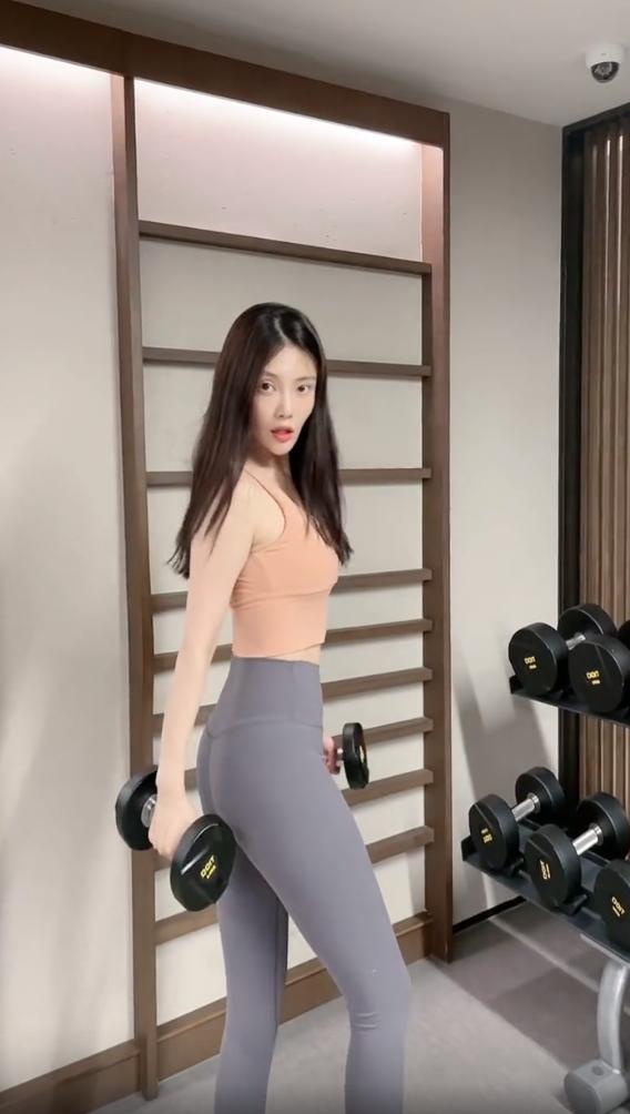 公认身材最好的4位女星,拥有逆天长腿的十大女星