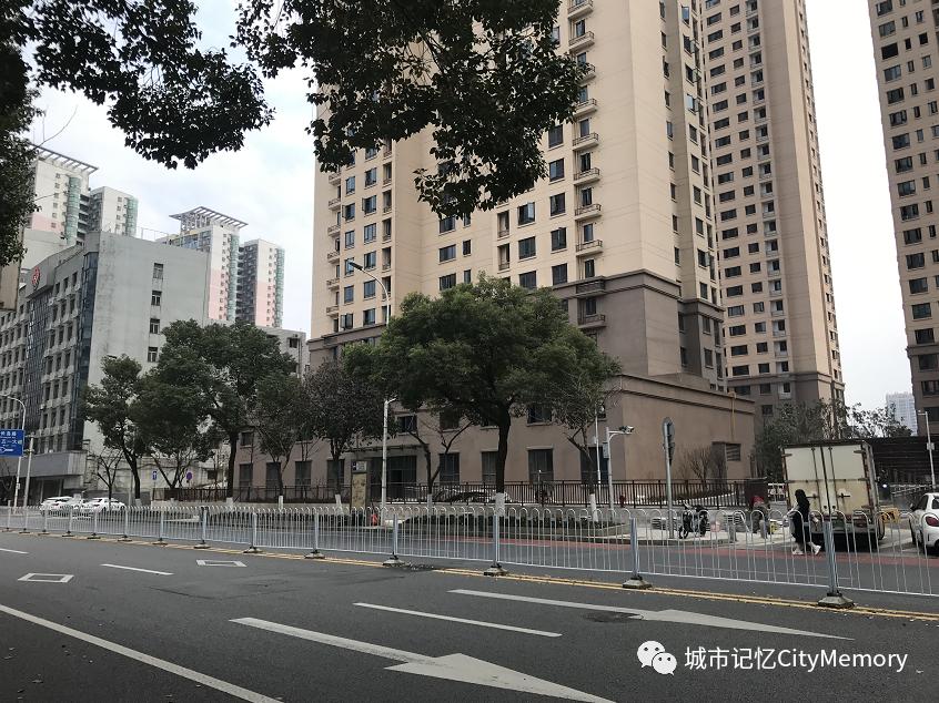 难忘杜家岭的那街、那房、那人