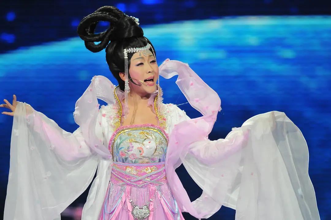 李玉刚经历过哪些事,李玉刚经历了什么