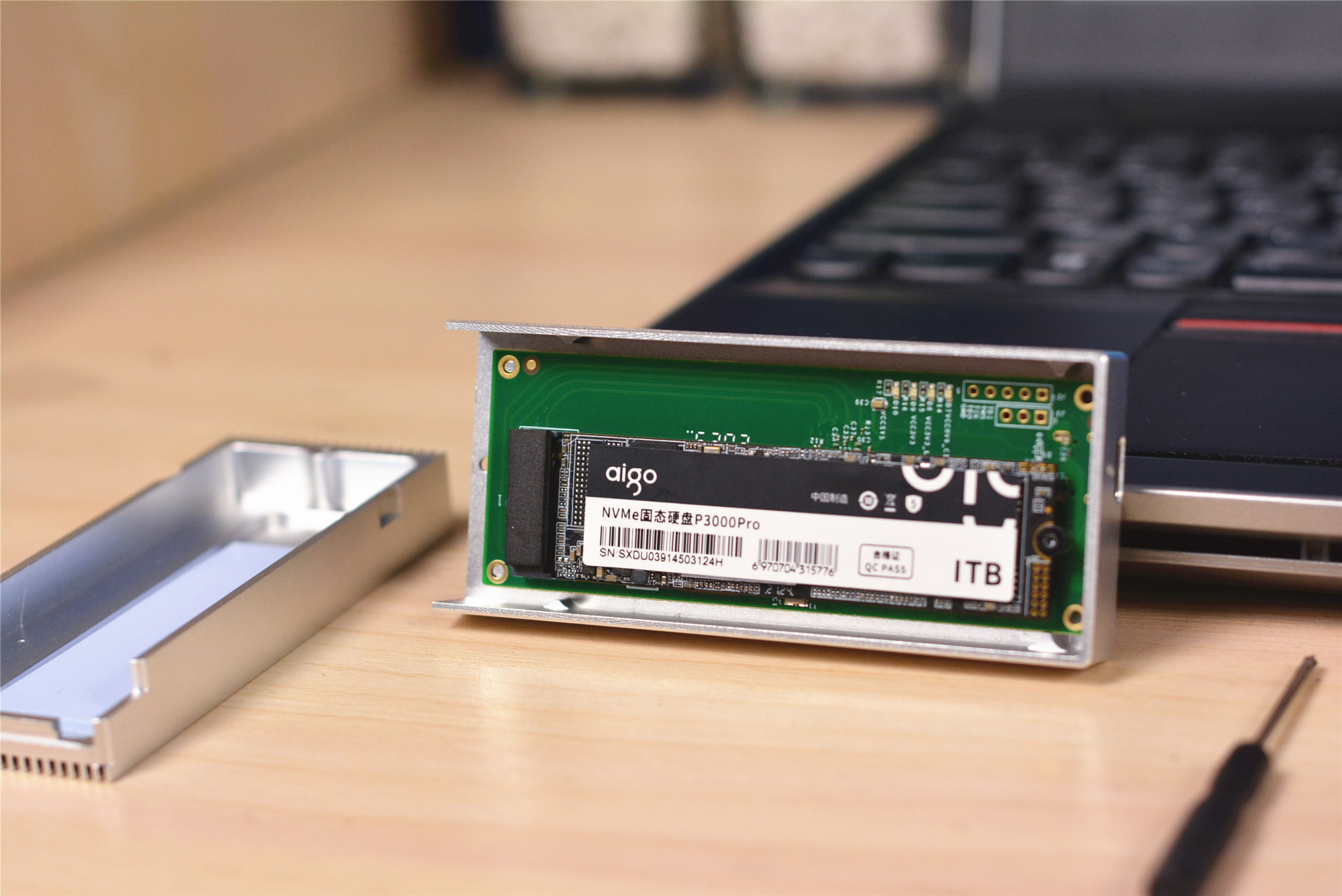 2.5寸固态硬盘读取速度怎么选择,旧电脑升级固态硬盘会变快吗