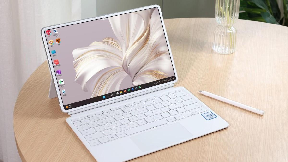 华为matebooke与matepadpro12.6,华为笔记本matebooke二合一