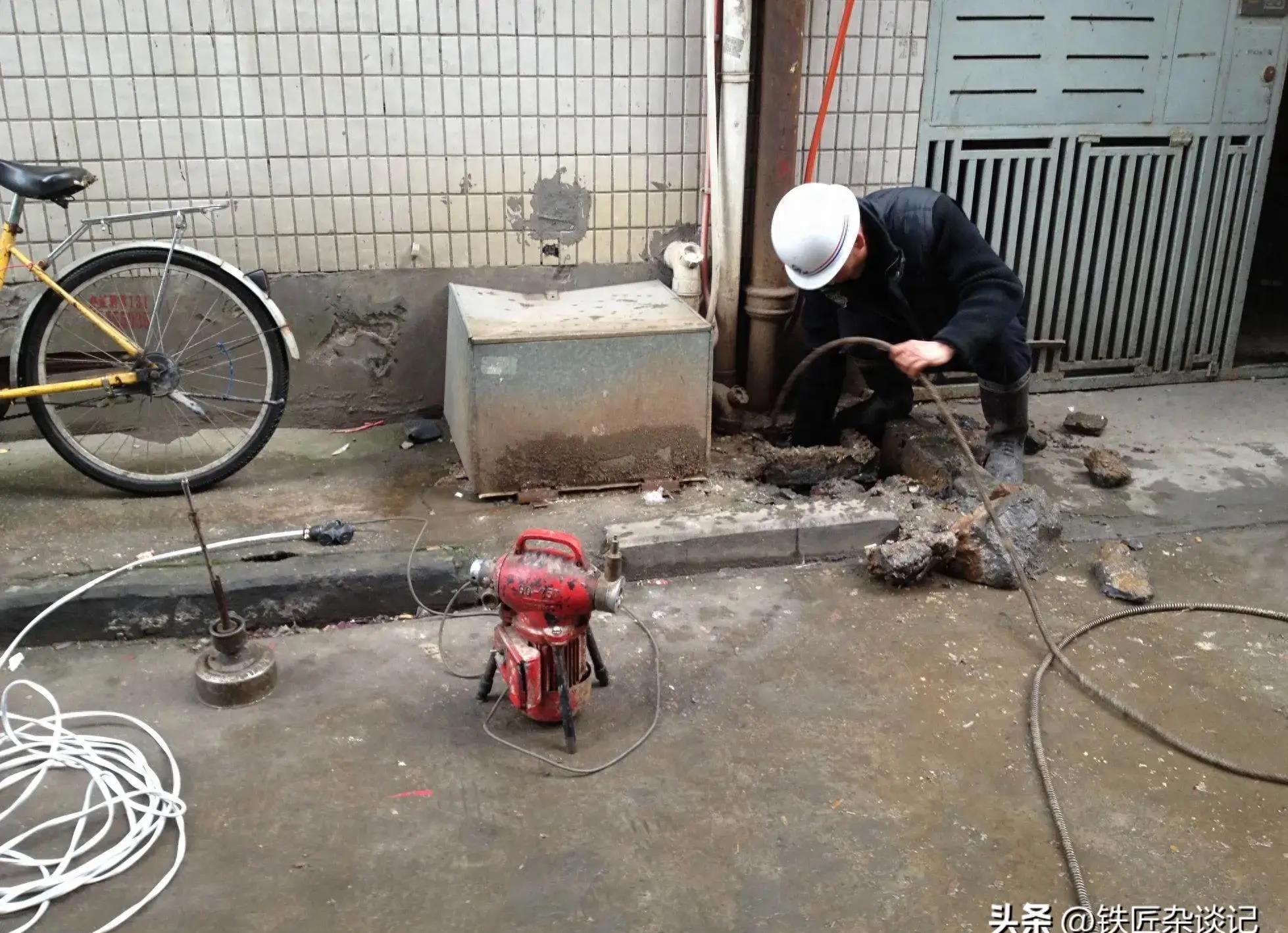 疯狂下水道：避孕套内幕大揭秘！