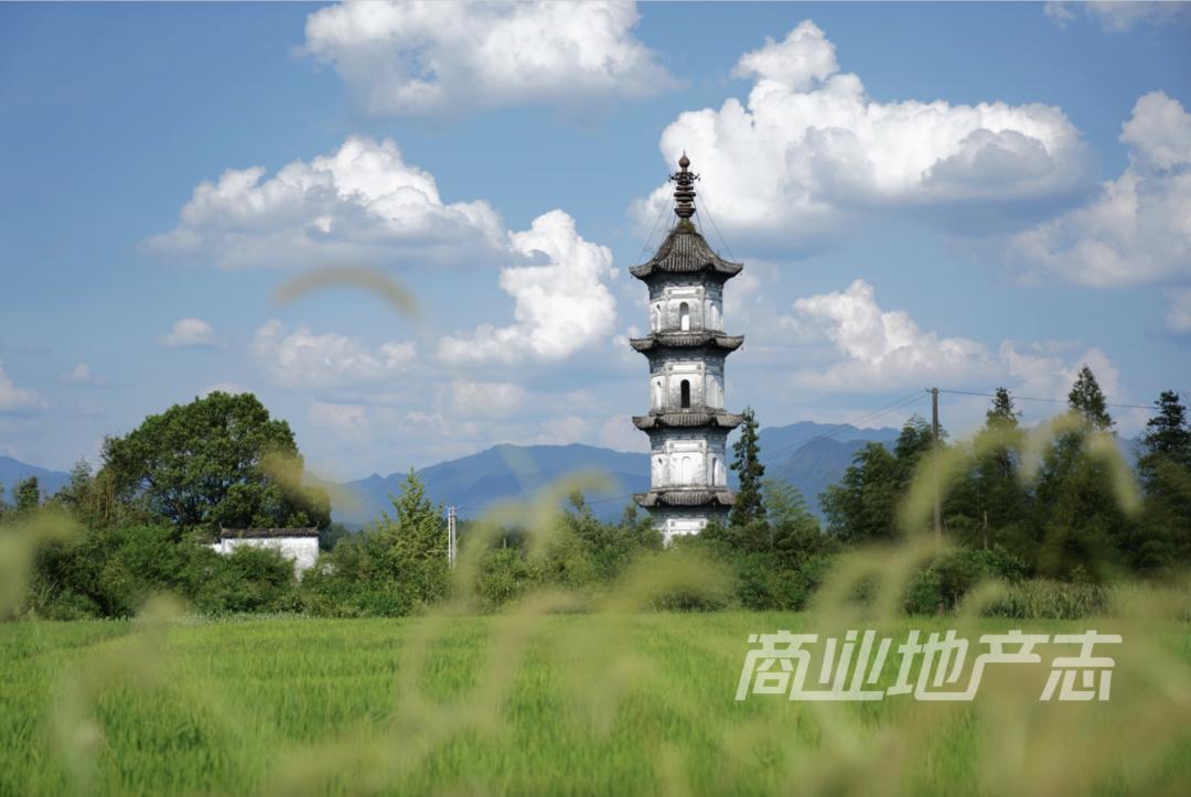 黄山风景屯溪老街,夜游黄山屯溪老街一角